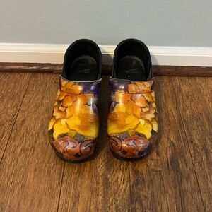 Dansko Women’s Multicolor Abstract Floral Clog Shoes